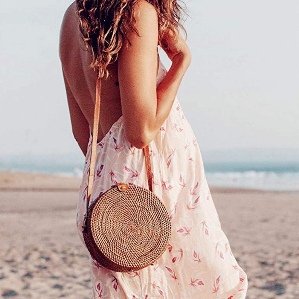 Handwoven Round Rattan Straw Bag for Women Shoulder Leather Button Straps Natura - Picture 8 of 9